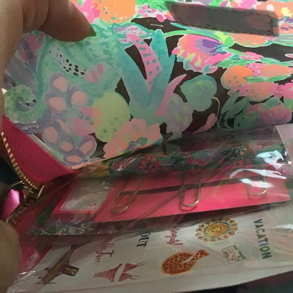 Lilly Pulitzer Agenda Bonus Pack feathered in Me and My Zesty